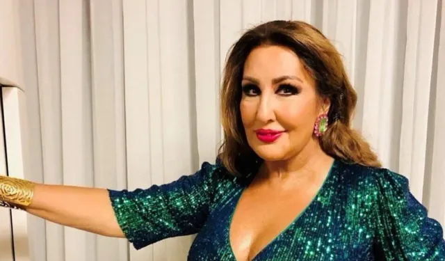 Nükhet Duru'yu Akrep Soktu!!