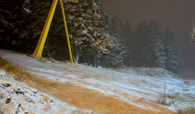 Uludağ’da kar yağışı etkili oldu