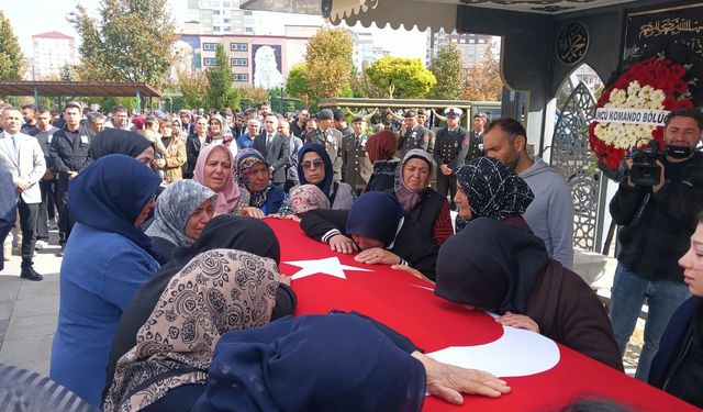 Edremit'te öldürülen uzman çavuş toprağa verildi