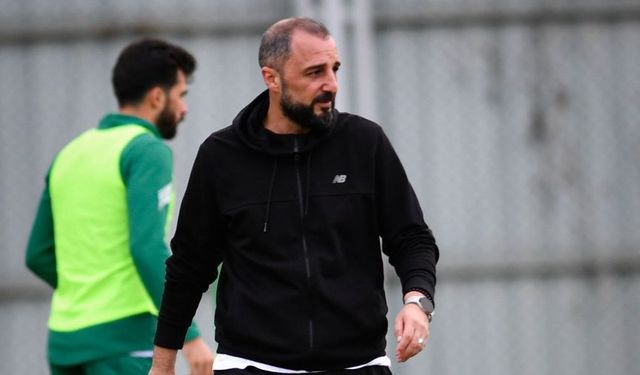 Bursaspor’da kötü gidişin faturası Adem Çağlayan'a kesildi