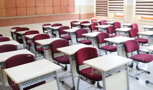 Bakan Tekin’den ara tatili kaldırma sinyali