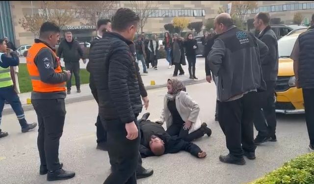 Bursa Şehir Hastanesi önünde feci kaza