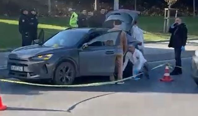 Bakırköy'de seyir halindeki otomobile silahlı saldırı: 1 ölü
