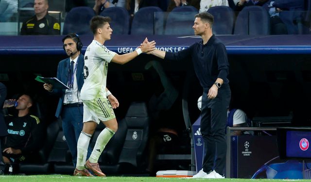 Real Madrid, Xabi Alonso ile yollarını ayırdı
