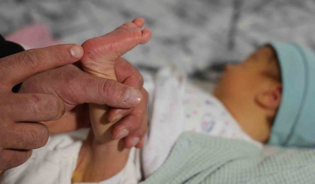 Bebeklerine kayyum atanması endişesiyle yaşıyorlar