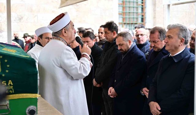 Bursa Milletvekili Refik Özen'in anne acısı