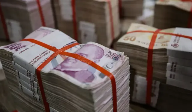 Evleneceklere 2 yıl geri ödemesiz 250 bin lira faizsiz kredi