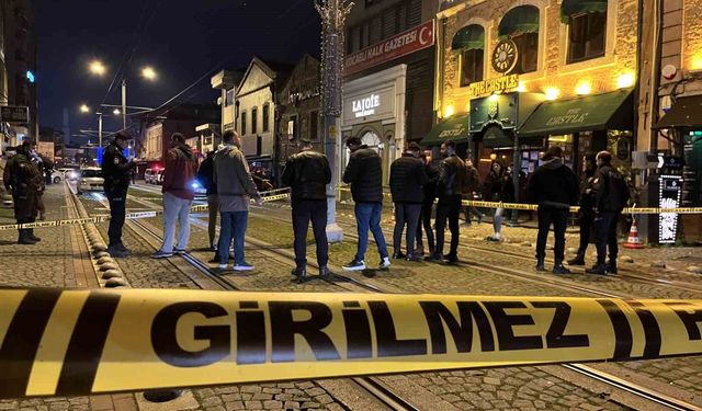 Kocaeli'de eğlence mekanına silahlı saldırı: 2 ölü, 3 yaralı