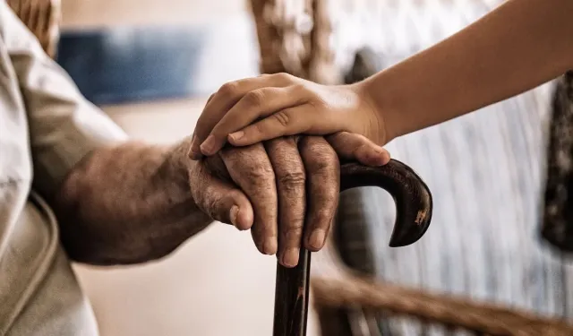 Türkiye yaşlanıyor!! Yaşlı nüfus 10 milyona yaklaştı