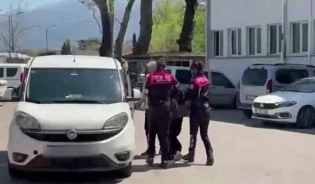 TikTok canlı yayında birini bıçaklayan kadın gözaltına alındı