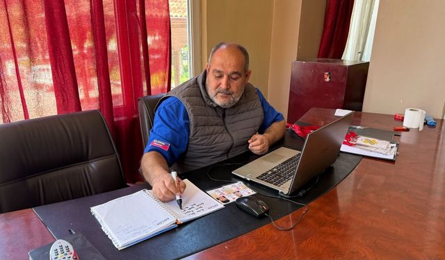 Hem başkan, hem teknik direktör, hem de malzemeci