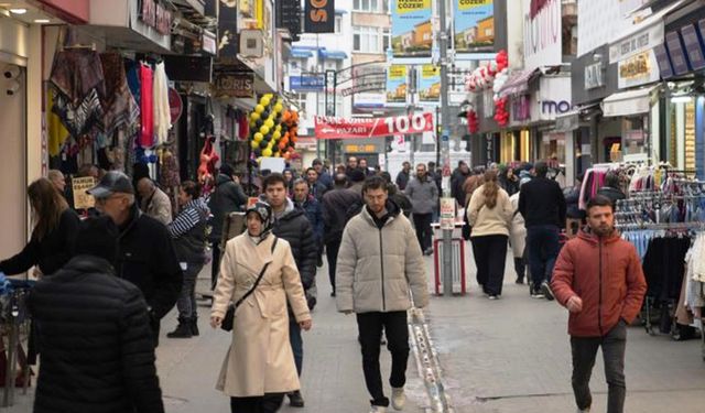 Türkiye'de aileler küçülüyor!! TÜİK'ten çarpıcı istatistik