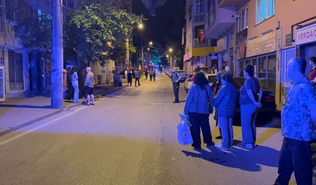 Sürücünün çarptığı araç doğal gaz kutusunu patlattı!! Mahalleli sokağa döküldü