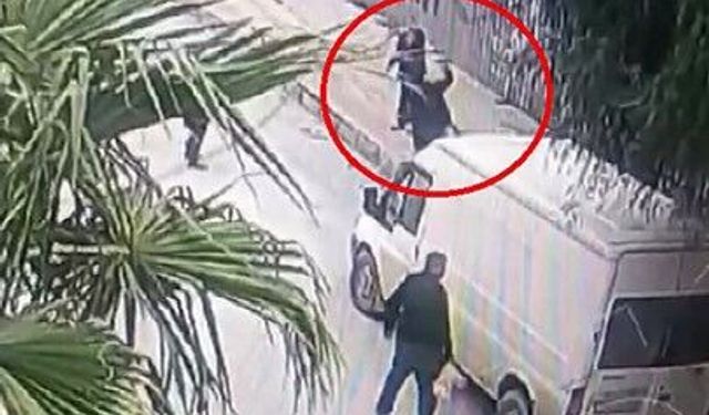 Kaldırım taşıyla gelen ölüm kamerada
