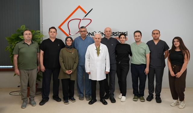 Dünyanın ilk 8'li çapraz karaciğer nakli Malatya'da gerçekleştirildi