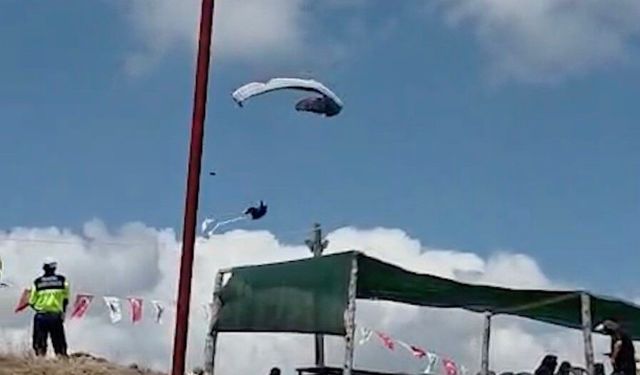 Yamaç paraşütü pilotunun düşme anı kamerada