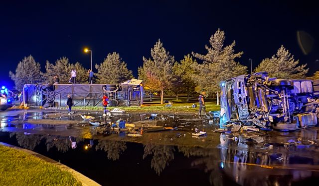 Kayseri'de yolcu otobüsü ile tır çarpıştı: 4’ü ağır, 39 yaralı