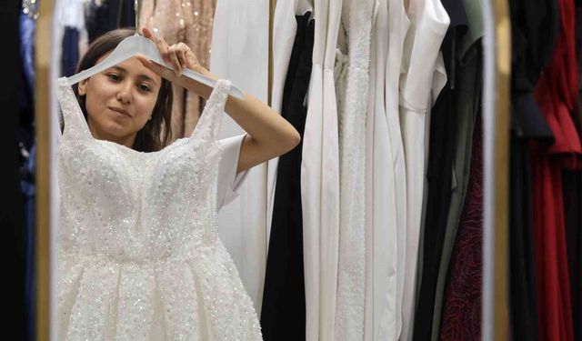 Fiyatlar uçtu!! Düğünlerde tercih 'kiralık gelinlik'