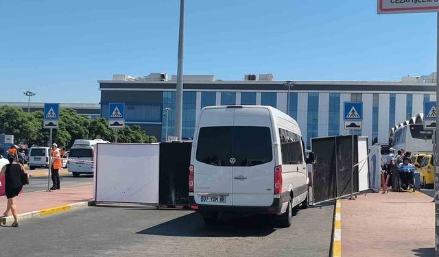 Emekli polis, kız arkadaşını havalimanı otoparkında öldürdü