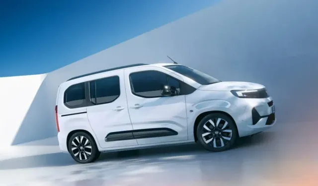Opel, hafif ticari aracını Bursa'da üretecek