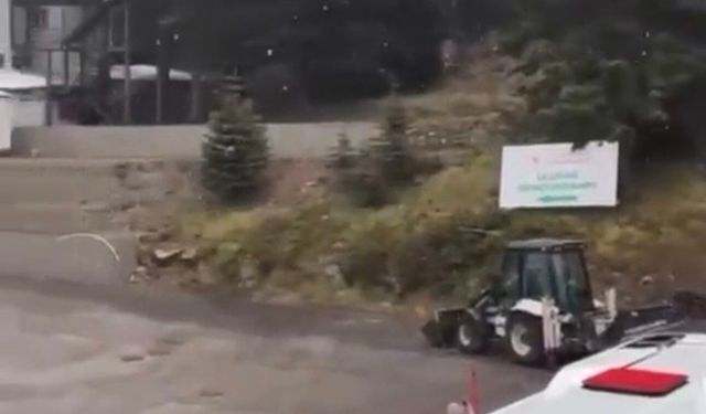 Uludağ'a sezonun ilk karı yağdı