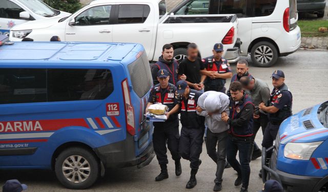 73 yaşındaki adama 17 milyonluk senet imzalatmaya çalıştılar