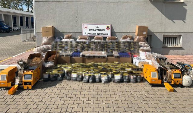 Bursa'da 3,2 milyon liralık kaçak tütün ve sigara ele geçirildi