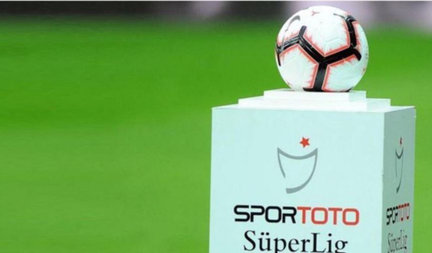 Türkiye Futbol Federasyonu&#039;nun daha önce aldığı karara göre 17 Haziran&#039;da başlayan ‘yaz transfer dönemi’, 8 Eylül 00.00 itibarıyla tamamlandı.