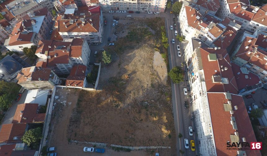 Bursa'nın116 yıllık köklü okulu yıkıldığıyla kaldı, henüz çivi dahi çakılmadı