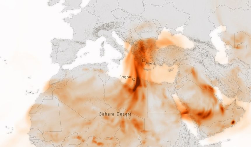 İşte Sahra Çölü'nden Gelen Toz Bulutunun Yoğunluk Haritası