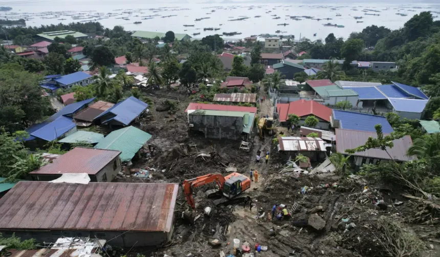 Filipinler'de sel ve toprak kaymalarında 126 kişi hayatını kaybetti