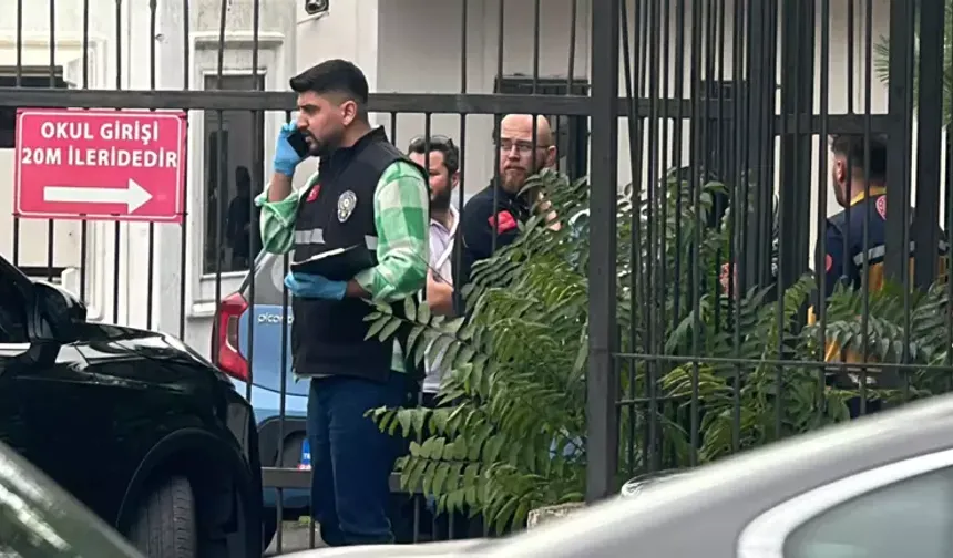 İstanbul'da bir okulda, öğretmen müdüre silah çekti