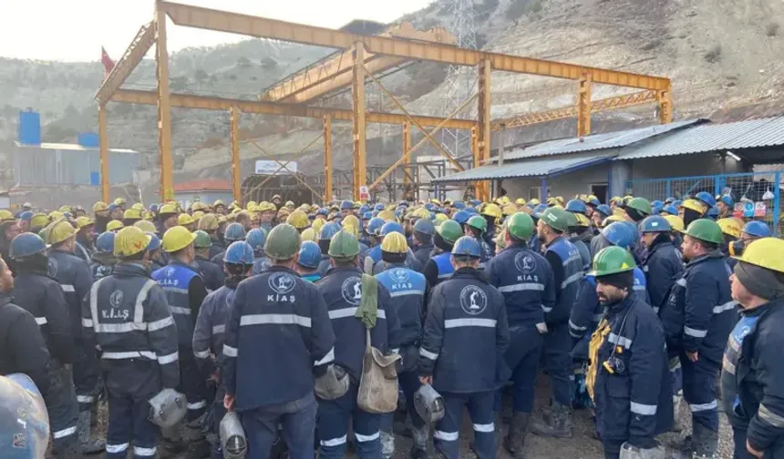 Ankara'da 500 madenci kendini madene kapatarak eylem başlattı