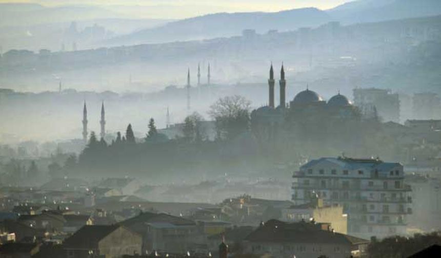 Bursa yılın yüzde 70'inde kirli hava soluyor