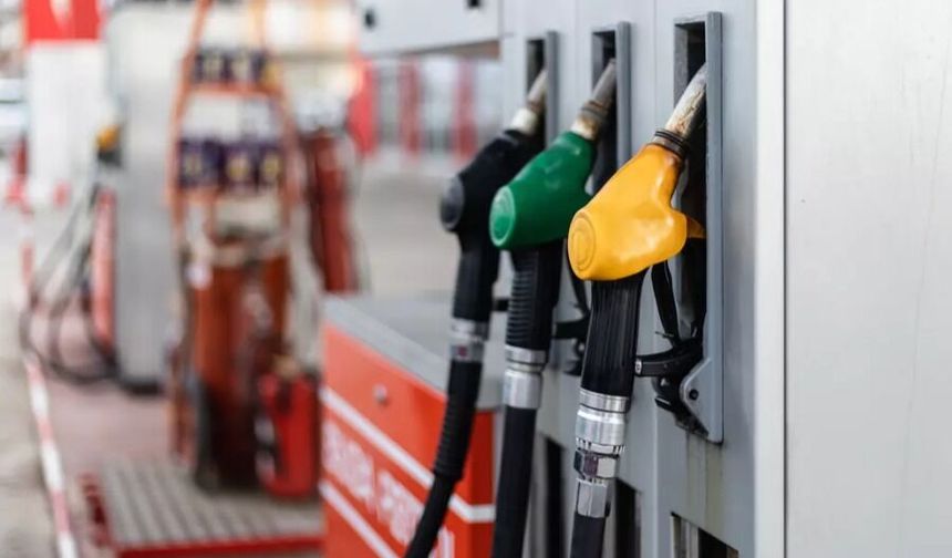 Benzin ve motorine dev zam kapıda