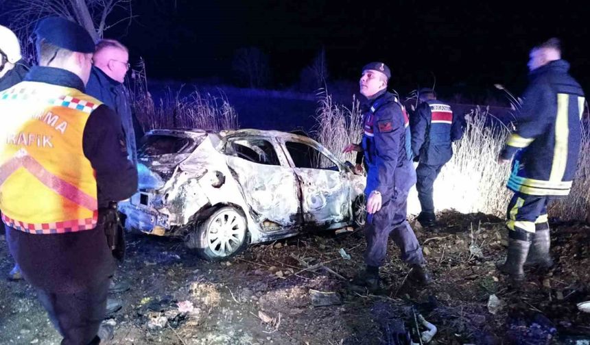 Çanakkale’de nikahtan dönerken feci kaza: 1 ölü, 7 yaralı