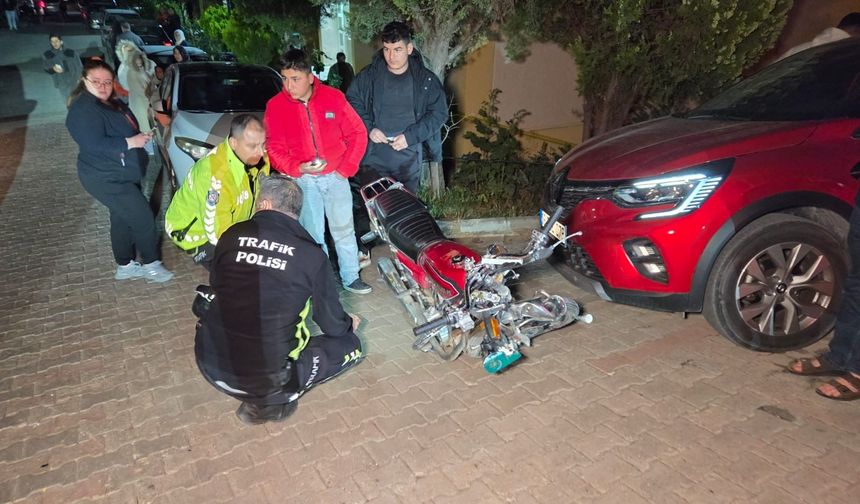 İki motosiklet kafa kafaya çarpıştı sürücülerden biri öldü