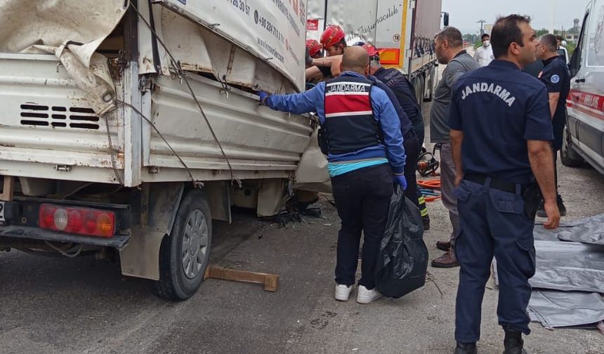 Bursa’da 2 kişinin hayatını kaybettiği kaza kamerada