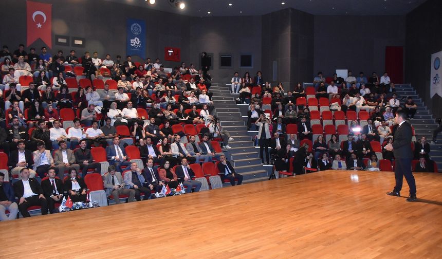 Geleceğin İnşaası'nda Mega Projeler konuşuldu