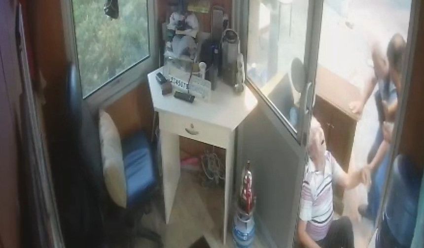 Fenalaşan arkadaşına müdahale etti, ikisi de kalp krizinden öldü