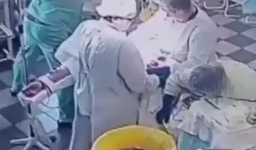 Rusya'da doktorlar 8.7'lik depreme ameliyatta yakalandı