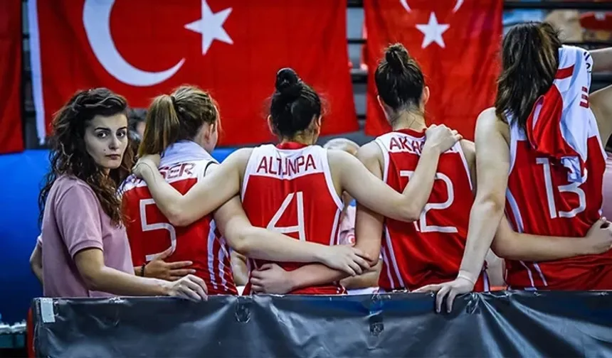 Milli Takım Eski Doktoru Evinde Ölü Bulundu