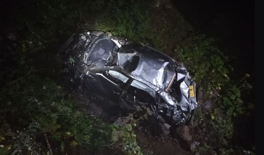 Kontrolden çıkan araç uçuruma yuvarlandı: 3 ölü, 1 yaralı