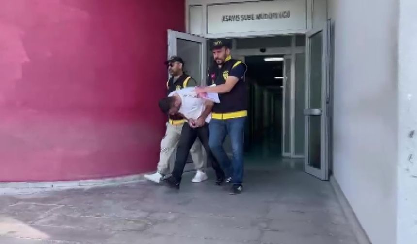 Masaj salonuna fuhuş baskını!! Gizli geçit bulundu