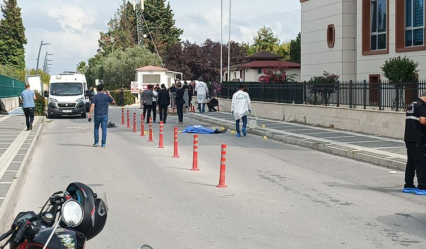 Yalova Adliyesi önünde silahlı saldırı: 1 ölü 1 yaralı