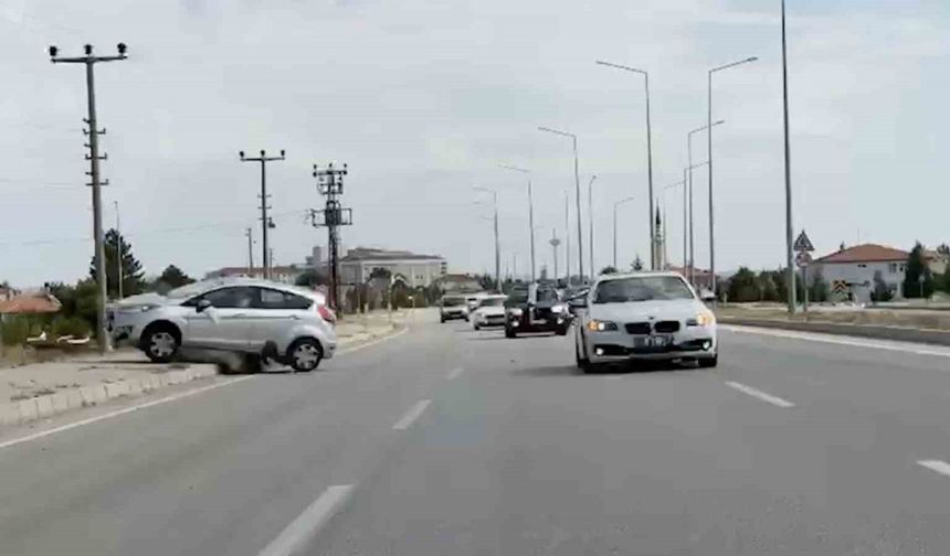 Çorum'da düğün konvoyunda kaza!!