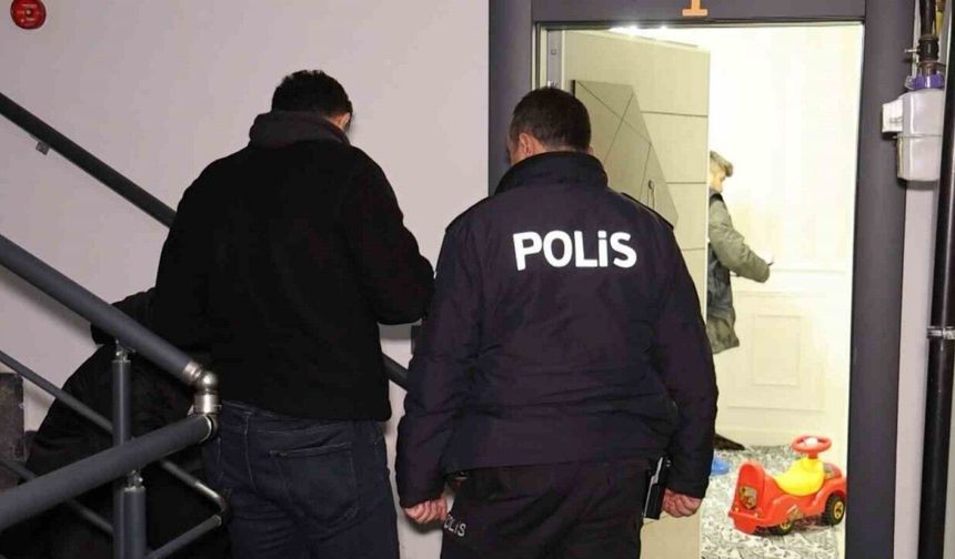 Anne ve 1,5 yaşındaki oğlu karbonmonoksitten zehirlendi