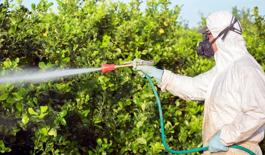 Zirai ilaçlar reçete ile alınacak