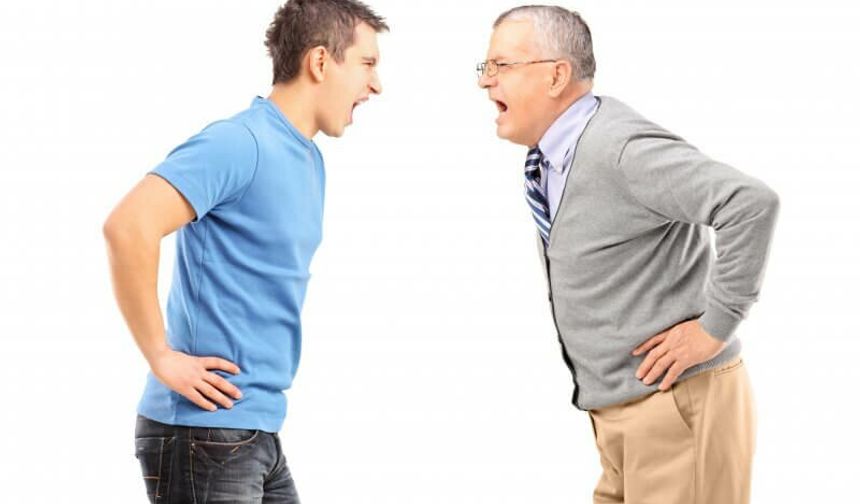 Yaşlılar da mutsuz, gençler de. Kuşak çatışmasında yeni bir eşik