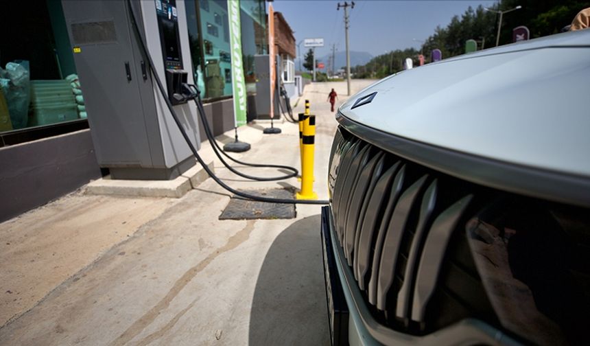 Türkiye'de trafiğe kayıtlı elektrikli otomobil sayısı artıyor